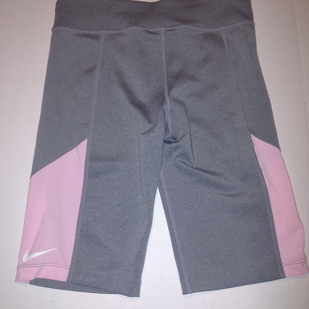 Nike Girls Athletic Shorts L